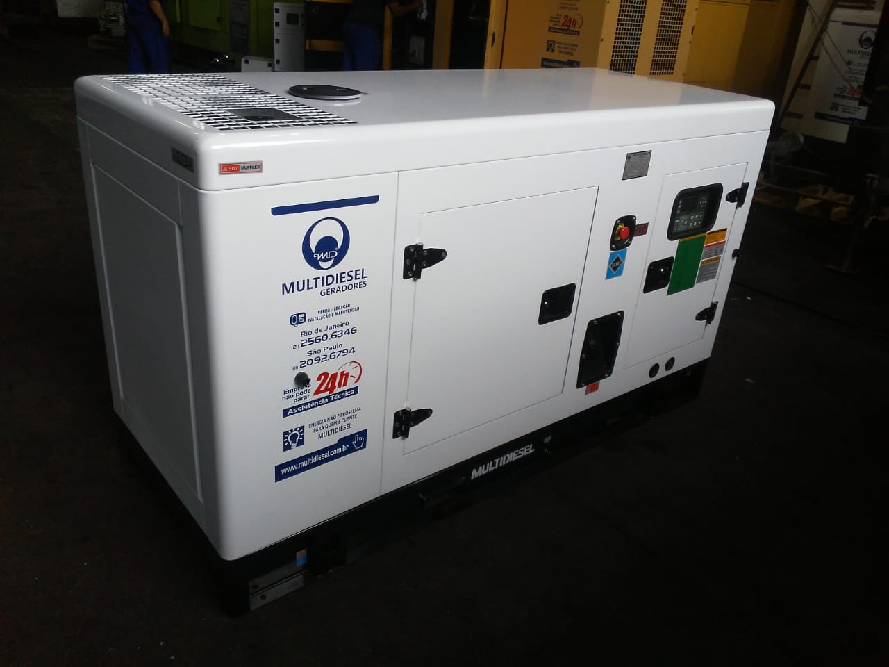 Geradores a diesel Multidiesel para condomínios no armazém